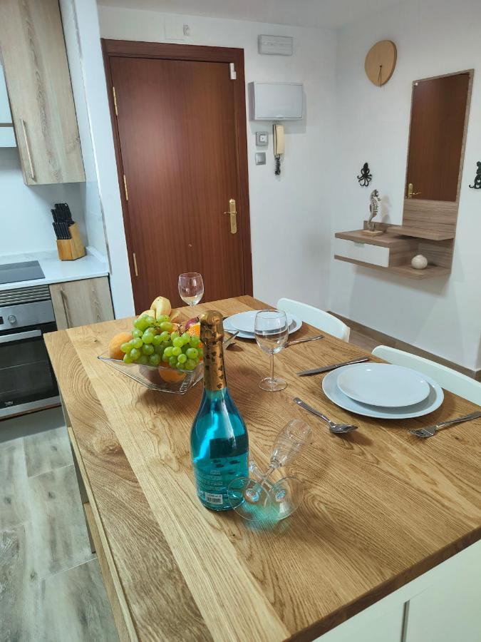 City Central Apartment With Large Patio By Namaste Elite 토레몰리노스 외부 사진